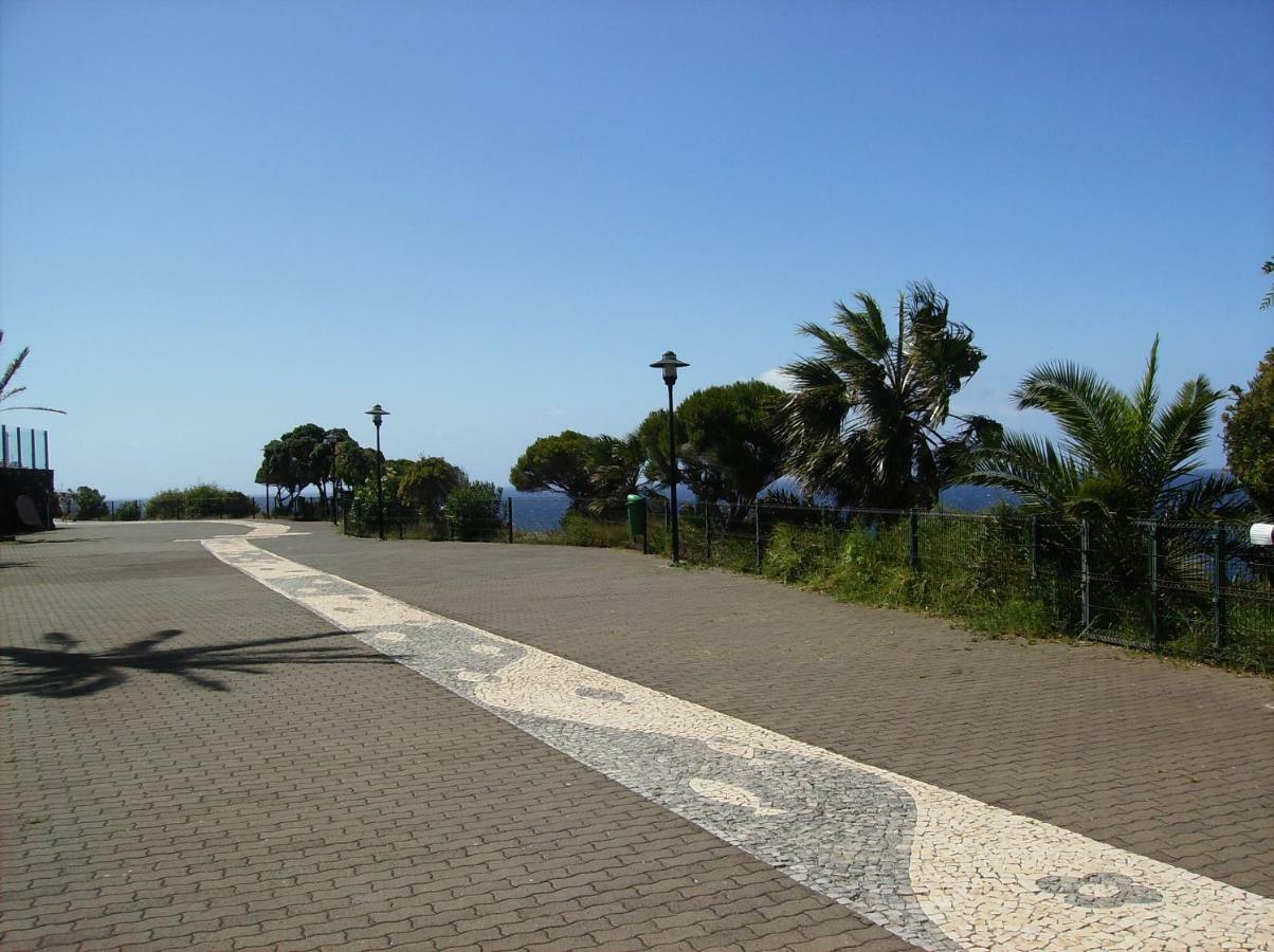 Oceanfront Apartment ฟุงชาล ภายนอก รูปภาพ